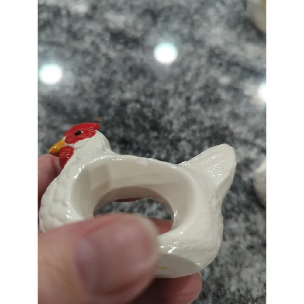 Set Of 4 Ceramic Chicken Hen Napkin Rings Farmhouse Country Rustic Cottagecore